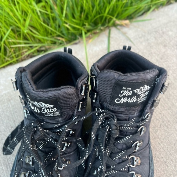 The North Face Back to Berkeley Boots - Picture 3 of 7